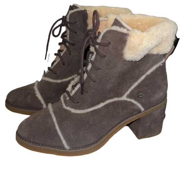 UGG Australia Esterly Heeled Lace up Suede boots. Size 9.5 EUC - Picture 6 of 14